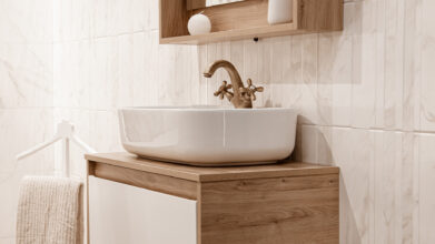 Small Space, Big Impact: Maximizing Efficiency in Omaha Bathroom Remodeling
